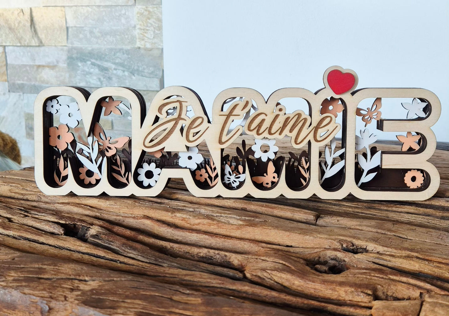 Mot en bois “Mamie” – Décoration grand-mère – Cadeau fête des grands-mères – Déco en bois fait main