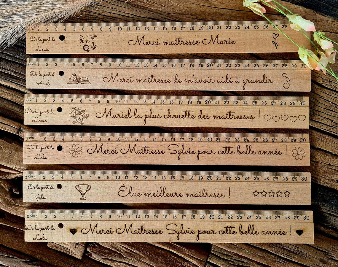 Règle en bois personnalisée maîtresse