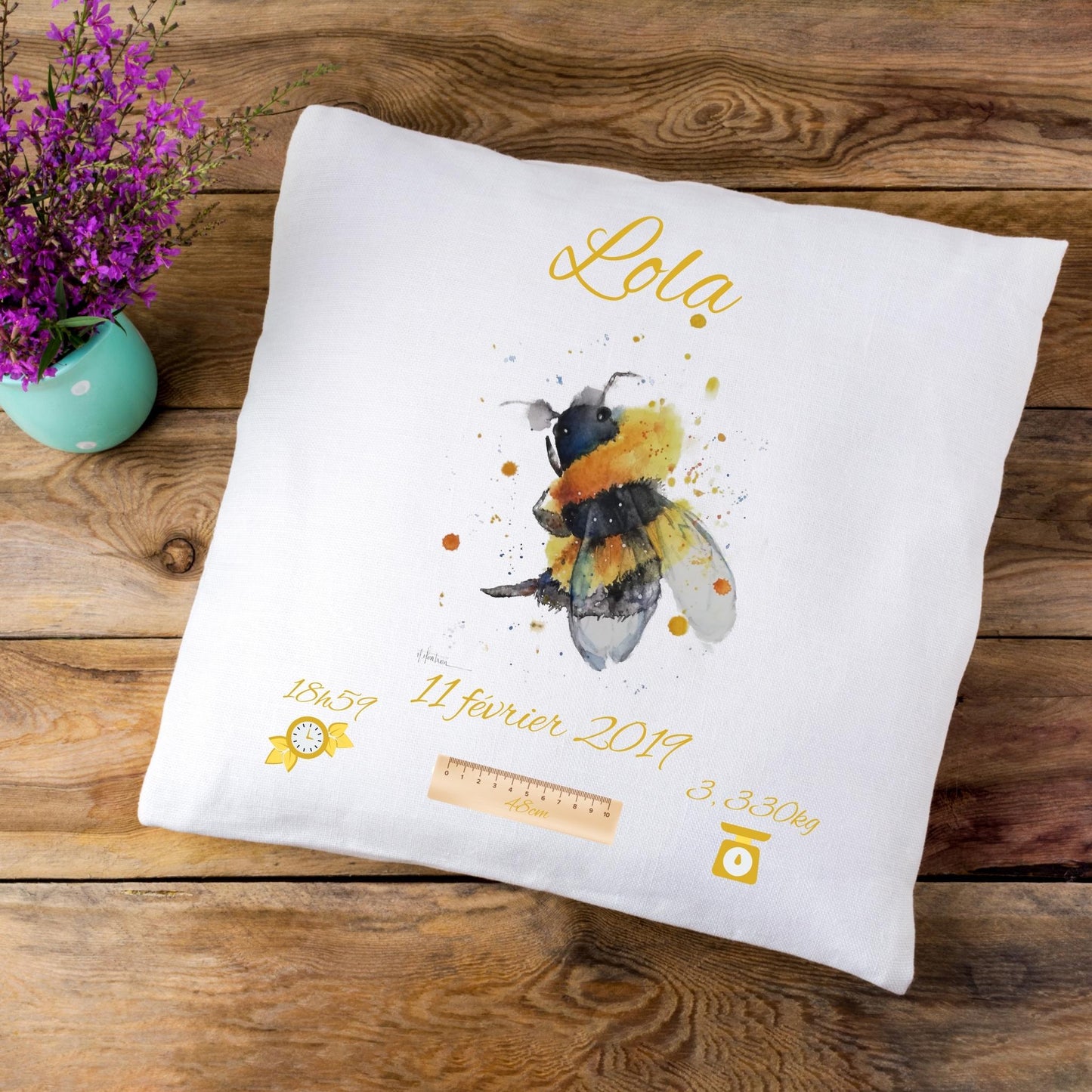 Coussin de naissance personnalisé Abeille