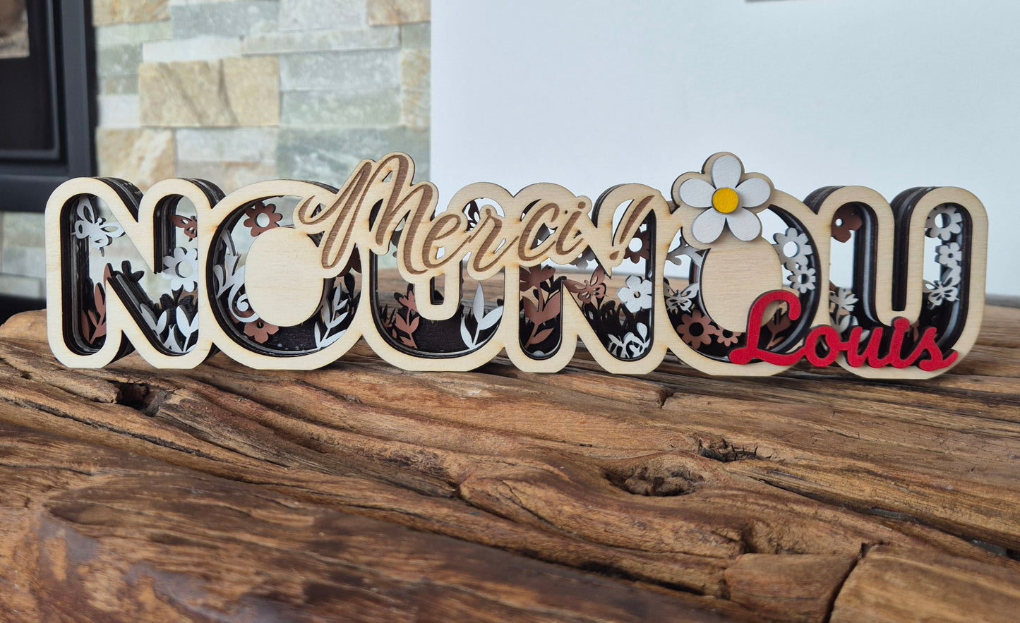 Cadeau nounou personnalisé fin d’année | Mot en bois décoratif prénom | Merci nounou | Cadeau assistante maternelle