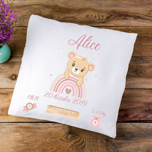 Coussin de naissance personnalisé Ourson arc en ciel